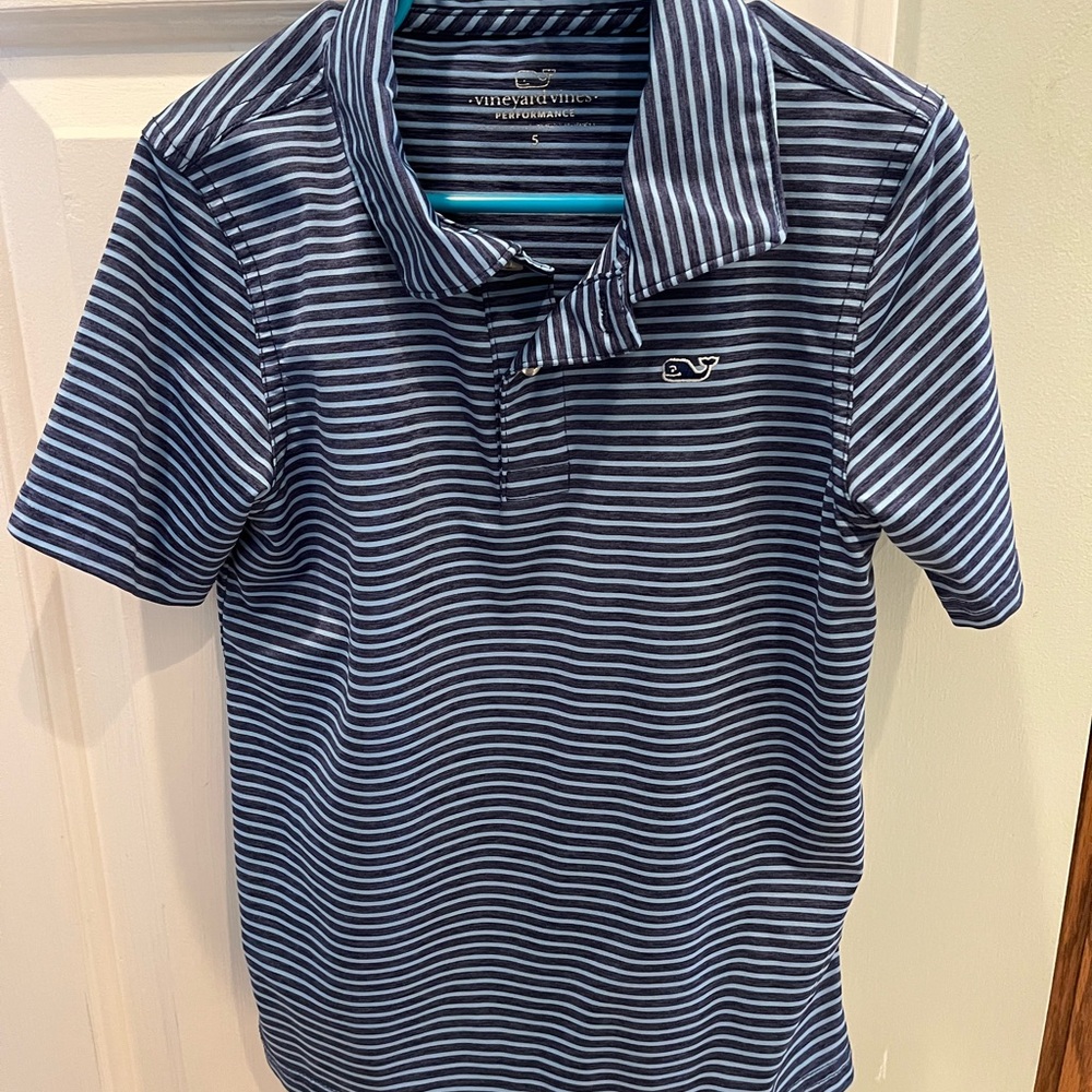 Vineyard Vines Performance Polo. Navy/light blue stripe. Sz 5.
